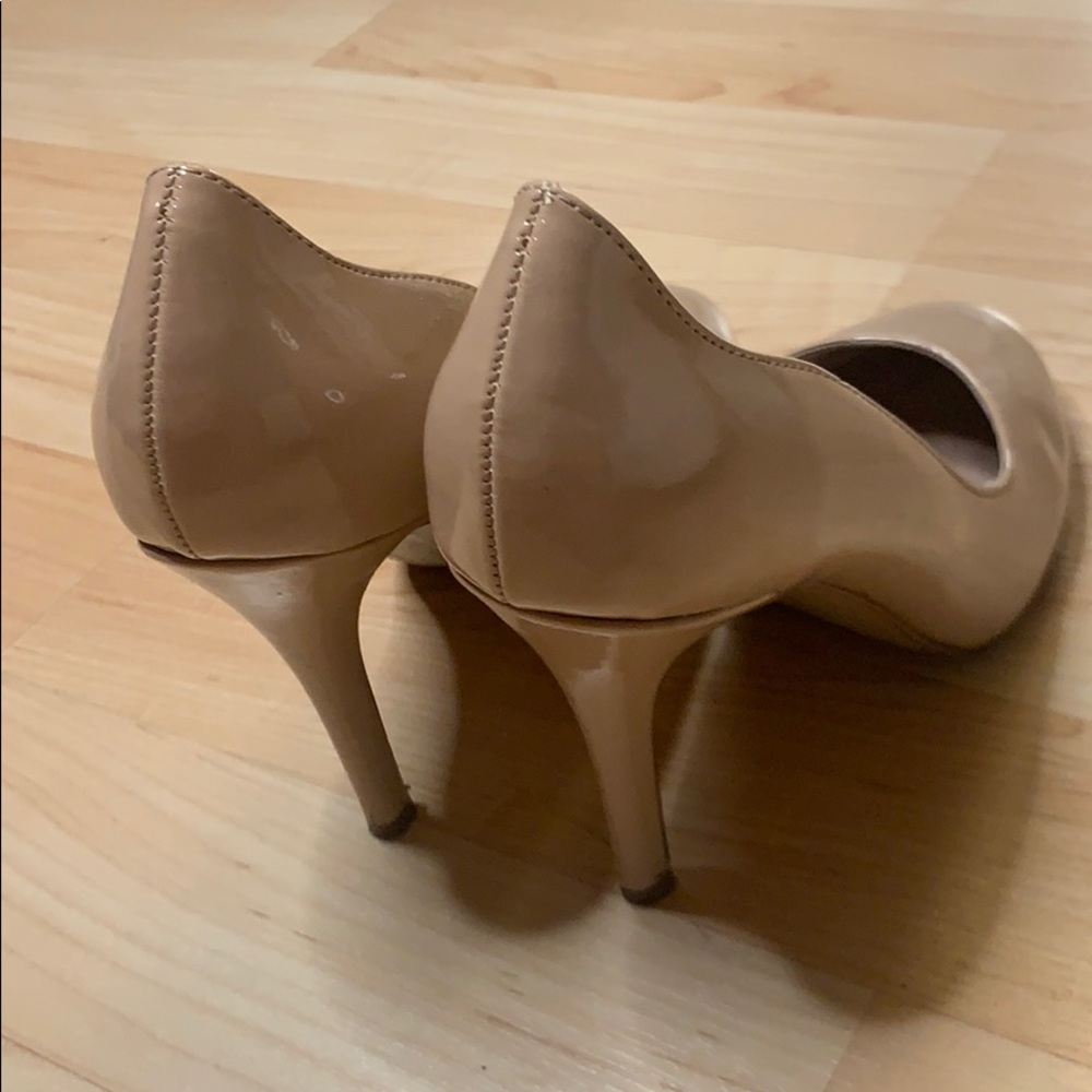 Shoes - Picture 2 of 5